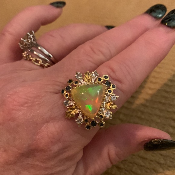 Opal Multi Stone Ring. Size 9 - Picture 3 of 10